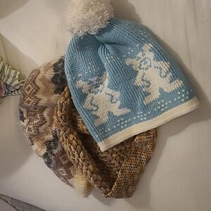 Set Of 3 Knit Acrylic Beanie Caps Hats Winter Cold